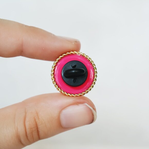 Handmade Pink Small Classic Button Pin Brooch - Picture 4 of 5